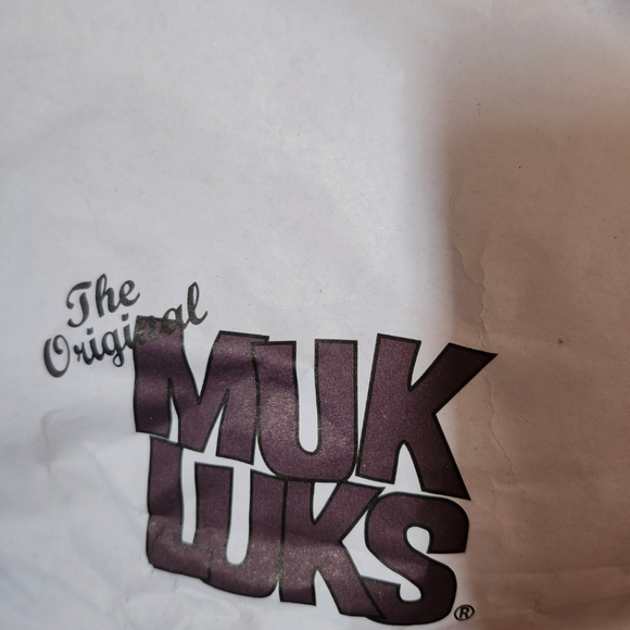 The original Mukluks slippers size 6 NWB - Picture 5 of 10